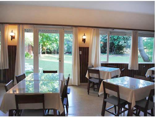 Hosteria Bavaria Villa Gesell Bagian luar foto